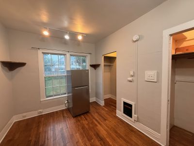 Interior Photo 4