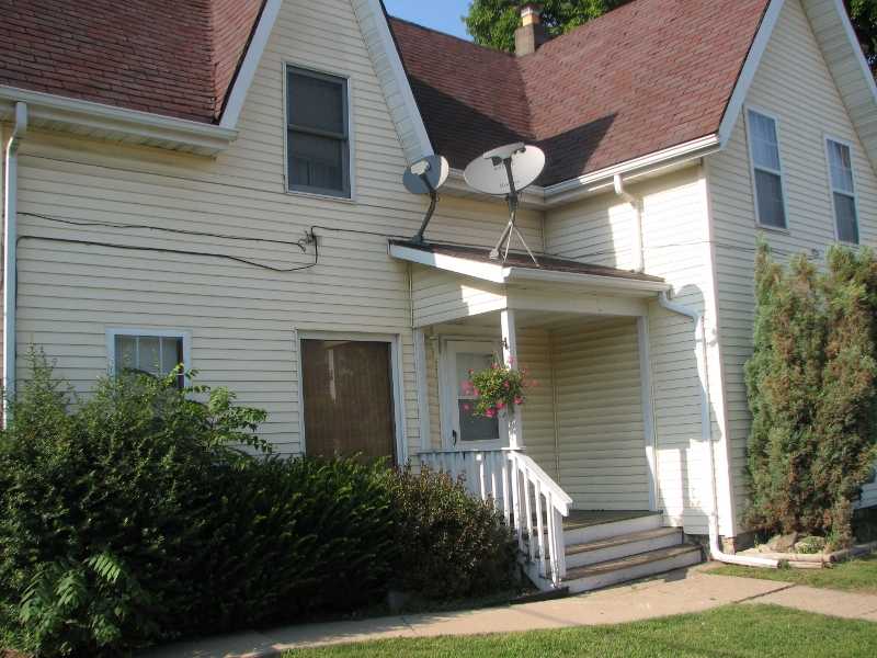 151 Battle Creek St E #1
