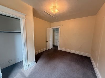 Interior Photo 7