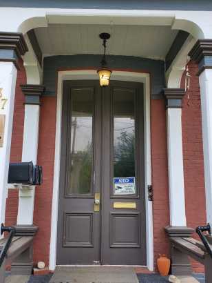 Exterior Photo 1