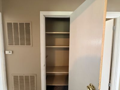 Interior Photo 9