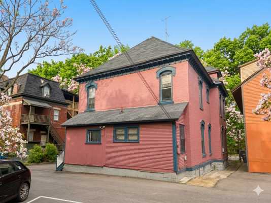 Exterior/Interior Photo